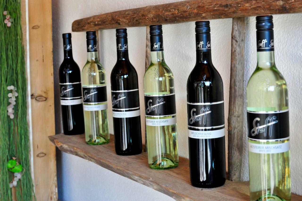 مبيت وإفطار كيتسك إيم زاوزال Weingut Stoff المظهر الخارجي الصورة